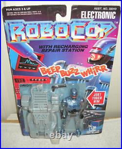 #10994 NRFC Vintage Toy Island 3 4 1/2 Electronic Robocop Figures