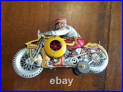 1938 Marx Tin Toy Wind-up Police Motorcycle siren Figure