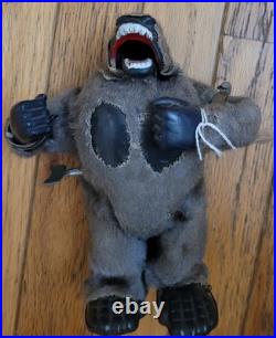 1960s KING KONG Wind Up Toy by MARX Nice RARE See Video! + wax figure