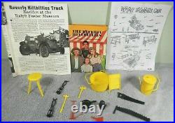 1963 BEVERLY HILLBILLIES IDEAL 22 Car Truck Jalopy withFigures Accessories + Book