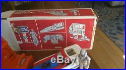 1974 EVEL KNIEVEL STUNT & CrASH CAR Figure, Launcher, Instructions & BOX