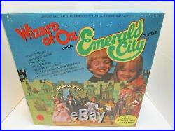 1974 MEGO WIZARD OF OZ EMERALD CITY PLAY SET WithBOX & FIGURES