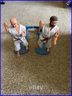 1975 Rare Vintage Working KAR-A-A-ATE Men Karate Action Fighting Game