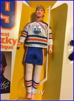 1983 Mattel Wayne Gretzky Oilers #99 Action Figure Doll (#5949) New Unused Rare