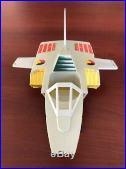 1983 VINTAGE BLACKSTAR Space Ship withStand GALOOB Monster Toy Action Figures