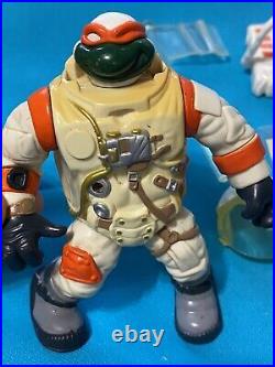 1994 TMNT Mutant Ninja Turtles Michaelangelo Apollo 11 Figure Acc Playmates Vtg