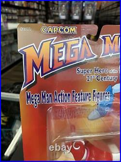 1995 CAPCOM Bandai Mega Man RUSH Action Figure Toy Vintage Nintendo