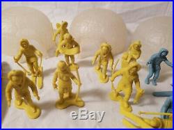 43pcs Vintage 1950s Marx Arctic Explorer Playset Pieces Eskimo Plastic Figures