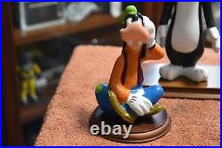 5! Vintage Cartoon Character Vinyl Figure Collection! Mounted Oak! Sale/shipped