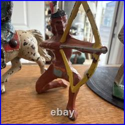 7 vintage cast metal/lead toy figures
