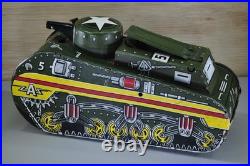 Antique Toy Tank Tin Wind-up Action Toy With Key Pop-up Gunner 1950 Mar Toys