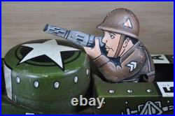 Antique Toy Tank Tin Wind-up Action Toy With Key Pop-up Gunner 1950 Mar Toys