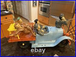 BEVERLY HILLBILLIES 1963 IDEAL TOYS 22 TRUCK With5 FIGURES