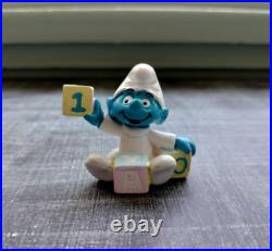 Baby Smurf with Pastel Blocks 20214 Rare Variation Figurine Vintage Toy Lot E 1