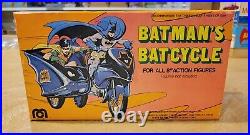 Batmans Batcycle VINTAGE Toy withBox (Never Opened)