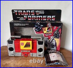Blaster G1 1985 TRANSFORMERS Vintage Original Autobot Transformer with BOX Toy