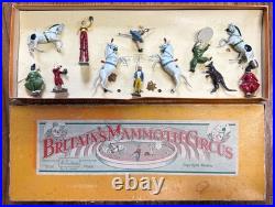 Britains Mammoth Circus Lead Toy Figures No. 2054 With Original Box