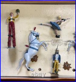 Britains Mammoth Circus Lead Toy Figures No. 2054 With Original Box