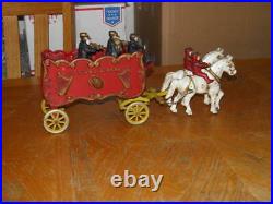 CAST IRON KENTON OVERLAND CIRCUS BAND WAGON WithHORSES 7 FIGURES GOOD PIECE LOOK