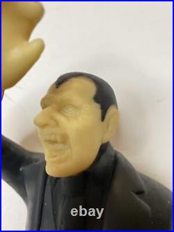 Dracula ANI-FORMS TOY Action Figure Glow In The Dark Vintage 1970s Read Desc