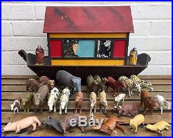 EARLY C20th PAINTED WOODEN NOAHS ARK & CARVED ANIMAL FIGURES ANTIQUE TOY MODEL