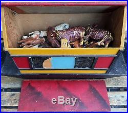 EARLY C20th PAINTED WOODEN NOAHS ARK & CARVED ANIMAL FIGURES ANTIQUE TOY MODEL
