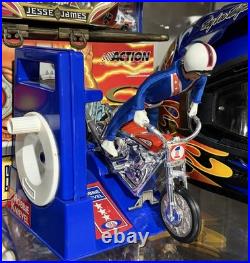 EVIL KNIEVEL ROBBIE KNIEVEL CHROME STUNT CYCLE WFIGURE SET- RARE! 1973 Vintage