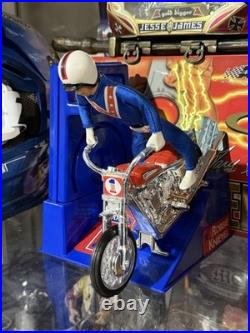 EVIL KNIEVEL ROBBIE KNIEVEL CHROME STUNT CYCLE WFIGURE SET- RARE! 1973 Vintage