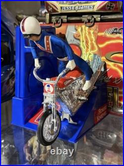 EVIL KNIEVEL ROBBIE KNIEVEL CHROME STUNT CYCLE WFIGURE SET- RARE! 1973 Vintage