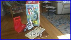 Early 2nd Edition EVEL KNIEVEL STUNT CYCLE Figure, Launcher, Instructions & BOX