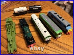 Ertl Thomas & Friends Lot Of 42 Diecast Vintage Toy Trains and 2 People