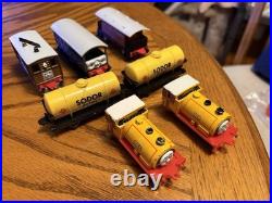 Ertl Thomas & Friends Lot Of 42 Diecast Vintage Toy Trains and 2 People
