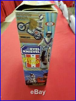 Evel Knievel Stunt Cycle, Blue Launcher, 2 Figures and Box
