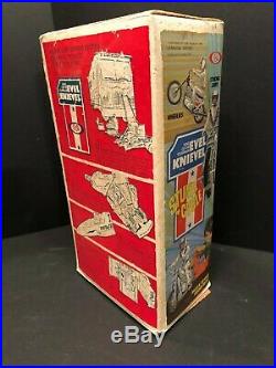 Evel Knievel Stunt Cycle WIDE TIRE, 1st Ed. GREY HAIR Figure withRAMS HORN Helmet
