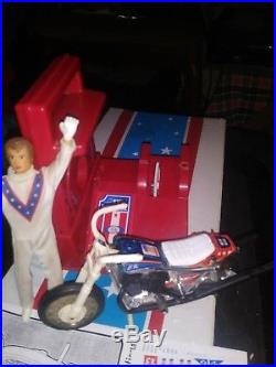 Evel Knievel Super Stunt Cycle With Figure & Gyro Launcher