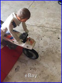 Evel knievel stunt cycle and figure