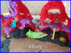 Ex-Large Mighty Max Hasbro90s ToyBundle Doom Zone Heads Figures Skull Mountain