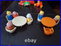 Fisher Price TUDER HOUSE 952 vintage- With Aproximately 50 Accessories