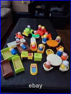 Fisher Price TUDER HOUSE 952 vintage- With Aproximately 50 Accessories