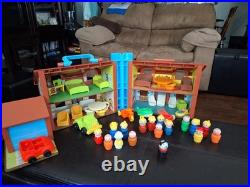 Fisher Price TUDER HOUSE 952 vintage- With Aproximately 50 Accessories