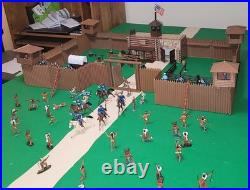 Fort Apache, Diorama, Miniature, D&D, Figurines Hand Painted LOT