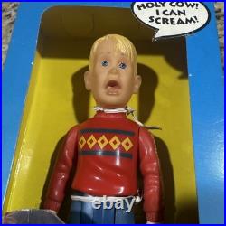 Fully functional Screaming Kevin comes in its original box. #7150 THQ Cpix