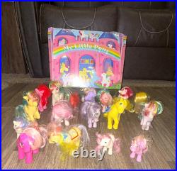 Generation 1 My Little Pony Vintage 1983 Collector's Case with 17 Pony Figures Lot