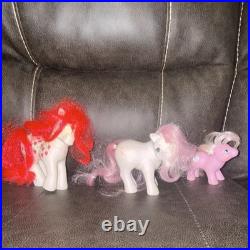 Generation 1 My Little Pony Vintage 1983 Collector's Case with 17 Pony Figures Lot