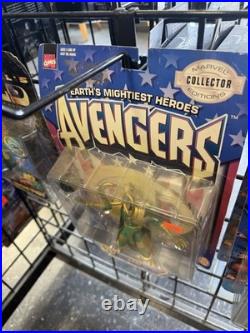 HUGE MARVEL AND DC COMICS TOY LOT! BRAND NEW VINTAGE AND MODERN! 75 Total