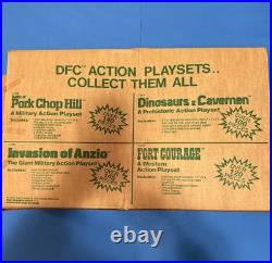 Huge Vintage 1981 Dinosaurs & Cavemen Playset DFC 3'x4' Playmat 170 Figures EXC