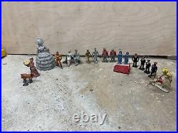 JOHILLCO VINTAGE 1930s LEAD Figures lot Train Layout and others