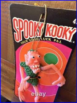Kooky Spooky Dungeon Goon Figure 1971 Vintage Grass Skirt Single Jiggler Toy