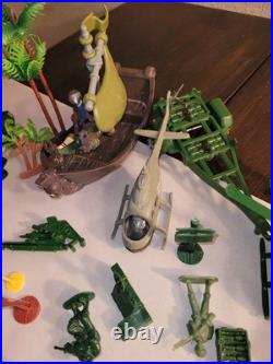 LARGE LOT OF VINTAGE GREENBRIAR ARMY MEN and DISNEY PIXAR and MARVEL FIGURINES