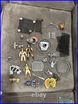 Large Vintage Jurassic Park Toy Lot Action Figures Weapons Playsets Parts 1993